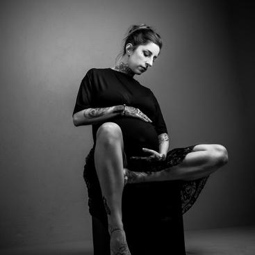 Photo de grossesse noir et blanc